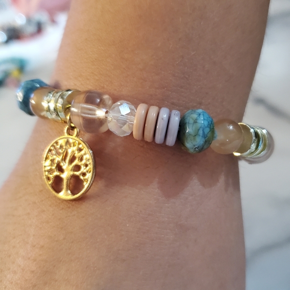 Multi-color beads gold tone Tree of Life Charm Stretch Bracelet - Picture 10 of 11